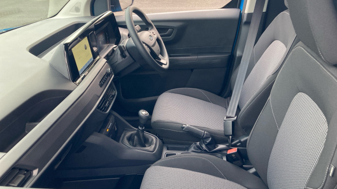 Ford Transit Courier Diesel 1.5 EcoBlue Trend Van - Image 13